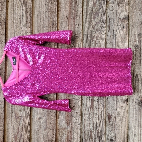 Lulu's 3/4 sleeve sequined mini Dress Small excellent used condition - Picture 1 of 5